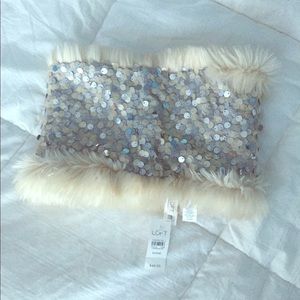 LOFT Sequin Neck Warmer